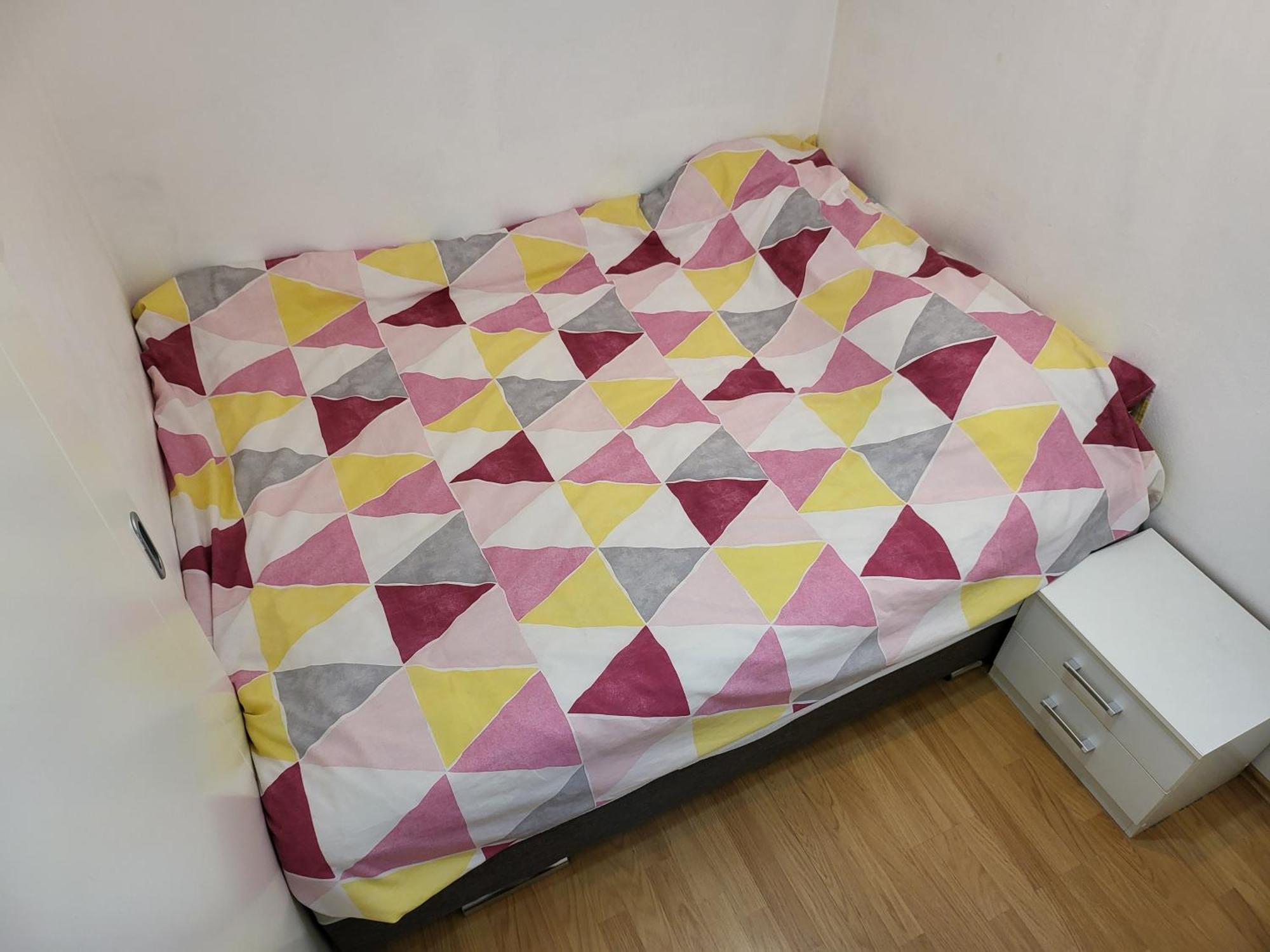 Stan Na Dan Prnjavor, Gajba U Centru Apartamento Exterior foto